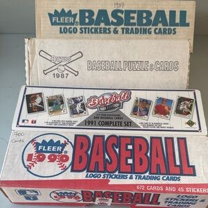 Huge bundle vintage of Baseball Trading Cards in the box